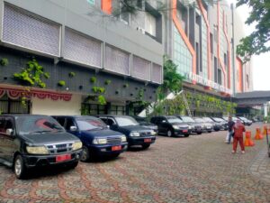 Libur Idulfitri 2025, Pemkot Surabaya Wajibkan ASN Parkir Mobil Dinas