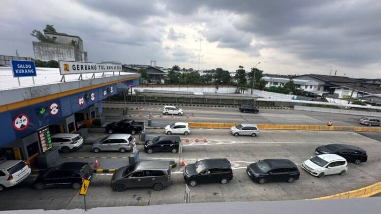 Libur Nataru, Volume Kendaraan di Empat Ruas Tol Regional Nusantara Meningkat