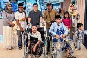 Menko PM Muhaimin Ajak Santri Korban Ambruknya Ponpes Al Khoziny Liburan ke Jakarta