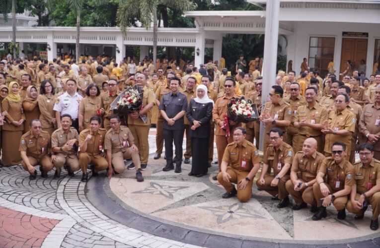 Apel Bersama ASN, Khofifah: Jawa Timur Terus di Posisi Terdepan Pembangunan Nasional