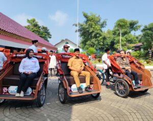 200 Tukang Becak Lansia di Tulungagung Terima Becak Listrik Bantuan Presiden Prabowo Senilai Rp4,4 Miliar