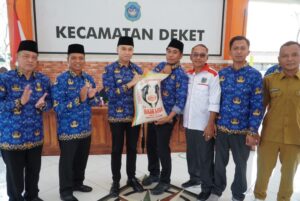 Korpri Lamongan Salurkan 5 Ton Beras untuk Korban Banjir Bengawan Jero di Kecamatan Deket