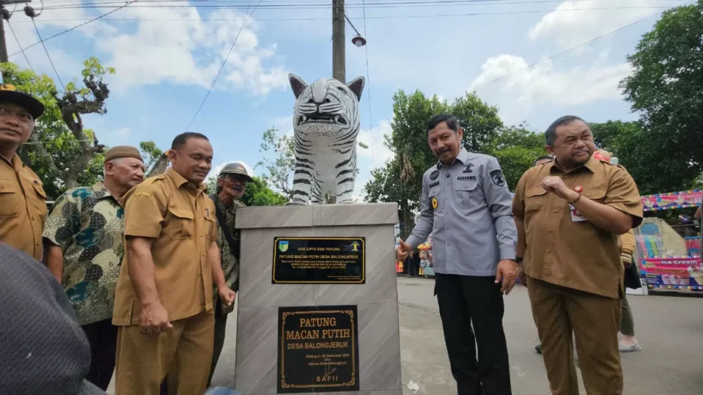 Patung Macan Putih Desa Balongjeruk Resmi Kantongi HKI, Jadi Ikon Budaya dan Penggerak Ekonomi Warga