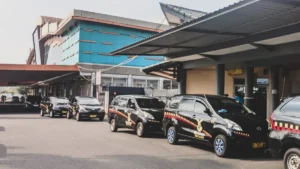 Cekcok Sopir Travel dan Taksi Bandara di Bandara Abdulrachman Saleh Viral, Pengelola Tegaskan Travel Boleh Menjemput
