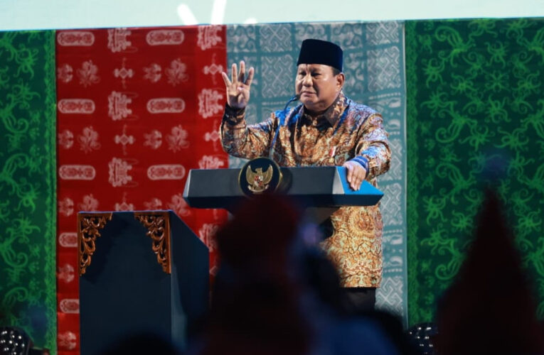 Presiden Prabowo dan Wapres Gibran Hadiri Perayaan Natal Nasional 2025 di Senayan
