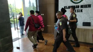 Dugaan Korupsi Dana Hibah Rp 400 Juta di Gresik, Dua Kiai dan Ketua Santri Jadi Tersangka