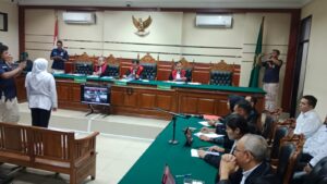 Khofifah Hadiri Sidang Tipikor Dana Hibah DPRD Jatim 2019, Penuhi Panggilan KPK sebagai Saksi