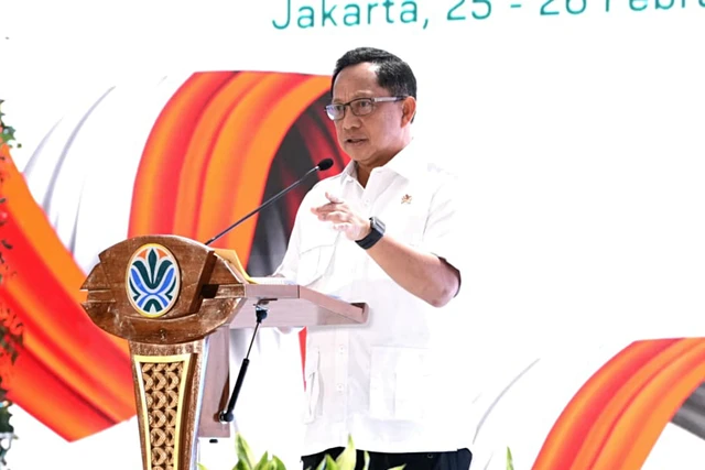 Mendagri Tito Karnavian: Pengelolaan Sampah Harus Terintegrasi Hulu-Hilir, Indonesia Masuk 5 Besar Penghasil Sampah Dunia
