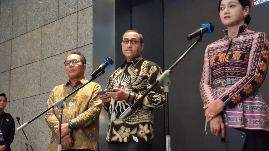 OJK Denda Influencer Rp5,35 Miliar atas Manipulasi Saham, Modus Sebar Rekomendasi Palsu dan Transaksi Berlawanan