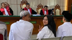 PN Bandung Vonis 9 Demonstran Aksi Agustus 2025 Enam Bulan Penjara, Keluarga Nilai Tak Adil