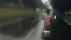 Viral Pengendara Motor Tanpa Busana di MM2100 Cikarang, Polisi Dalami Dugaan Gangguan Kejiwaan