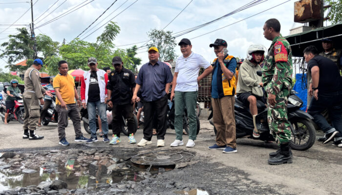 Bupati Sidoarjo Peringatkan Camat dan OPD: Jalan Rusak Harus Rampung Sebelum Lebaran, Jabatan Bisa Dievaluasi