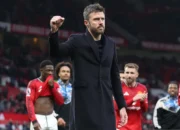 Carrick Bangkitkan Old Trafford: 5 Laga Kandang Sapu Bersih, Manchester United Tembus Tiga Besar