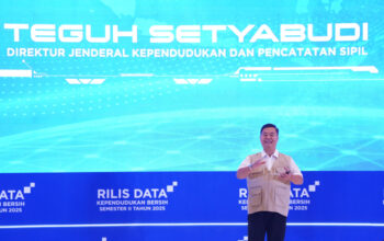 Direktur Jenderal Kependudukan dan Pencatatan Sipil (Dukcapil) Kementerian Dalam Negeri, Teguh Setyabudi, menyampaikan hasil pemutakhiran Data Kependudukan Bersih (DKB) Semester II Tahun 2025 di Jakarta, Kamis (12/3/2026)