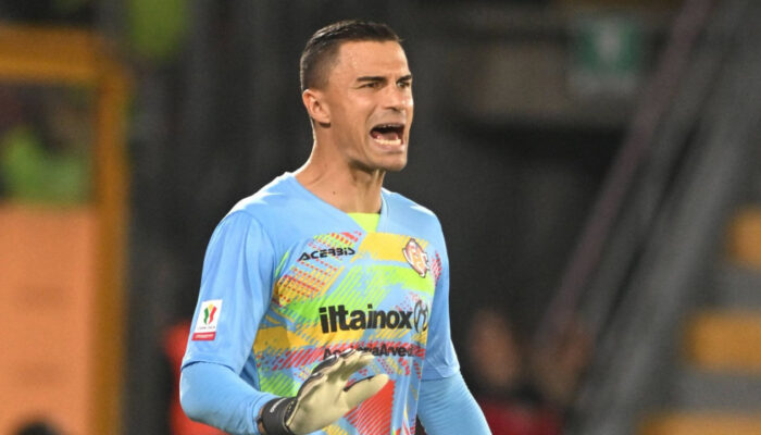 Emil Audero Jadi Kiper Rating Kedua Terbaik Serie A 2025/2026, Tampil Gemilang Meski Cremonese di Papan Bawah