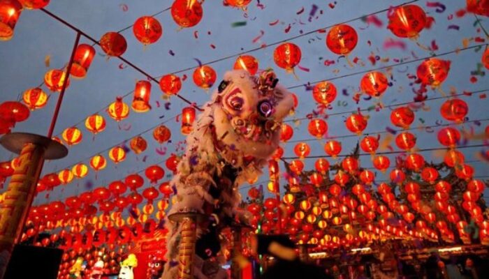 Festival Imlek Nasional 2026 Pecahkan Guinness World Record, 5.054 Porsi Lontong Cap Go Meh Disajikan di Lapangan Banteng