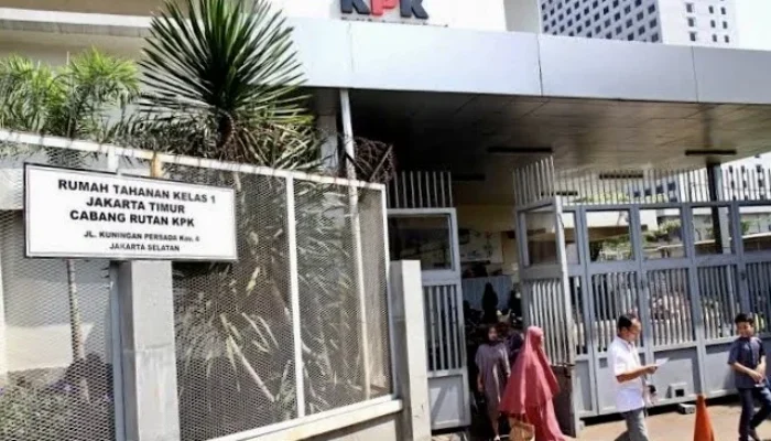 Momen Haru Idulfitri di Rutan KPK: Tahanan Salat Ied, Bertemu Keluarga, KPK Tegaskan Hak Ibadah Terjamin