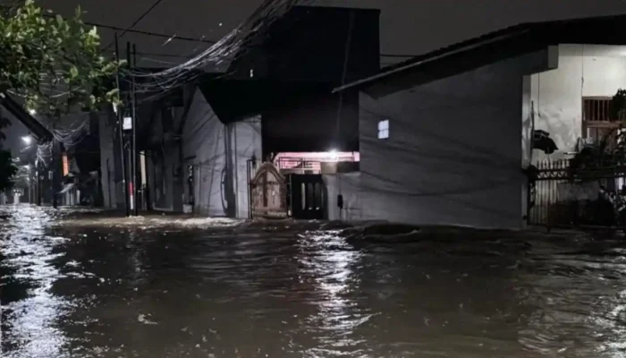 Banjir Rendam 46 RT di Jakarta Timur, Ratusan Warga Mengungsi Saat Lebaran 2026