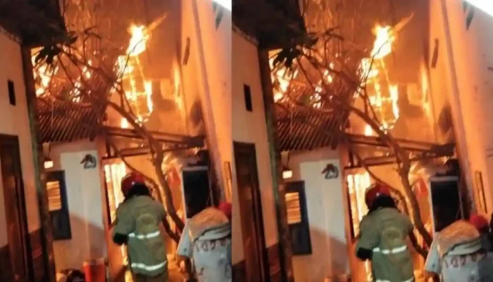 Kebakaran Hebat di Surabaya, 18 Mobil Damkar Dikerahkan, Rumah Lansia di Ketandan Lama Hangus