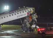 Keajaiban di LaGuardia: Pramugari Air Canada Selamat Terlempar 100 Meter Usai Tabrakan Maut, Kursi Jadi Penyelamat