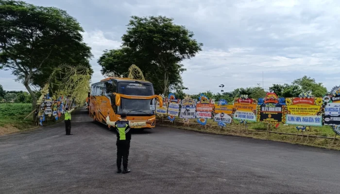 Jenazah Michael Bambang Hartono Dimakamkan di Rembang, Ribuan Pelayat Antar Kepergian Sang Tokoh Industri