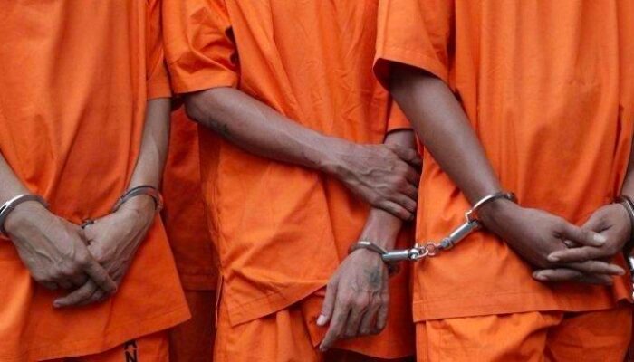 Menyamar Jadi Polisi dan Wartawan, 3 Pria di Tangerang Peras Remaja dengan Modus Kasus Narkoba