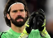 Inter Milan Tantang Juventus dalam Perburuan Alisson Becker, Liverpool Hadapi Dilema Kontrak