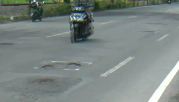 Jelang Mudik Lebaran 2026, Jalan Nasional Bojonegoro–Cepu Rusak di Sejumlah Titik