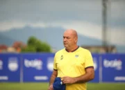 Jelang Lawan Persik Kediri, Bojan Hodak Bingung Tentukan Starting XI Persib Bandung