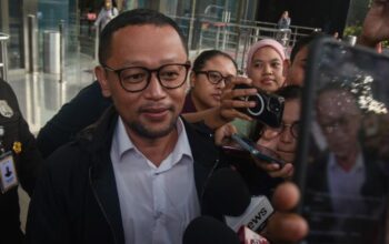 KPK Periksa Gus Alex Hari Ini! Skandal Kuota Haji Seret Eks Menag Yaqut, Dugaan Aliran Dana Terkuak