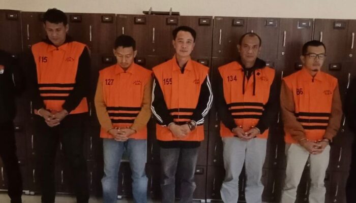 KPK Tahan Bupati Rejang Lebong MFT dalam Kasus Suap Proyek Rp91 Miliar, Fee Diduga Dipatok 10–15 Persen