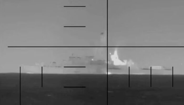 Kapal Selam AS Tenggelamkan Fregat Iran IRIS Dena di Samudra Hindia, 87 Pelaut Tewas