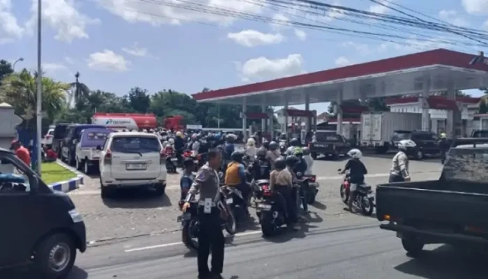 Kapolres Situbondo Pastikan Stok BBM Aman hingga Lebaran, Warga Diminta Tidak Panic Buying