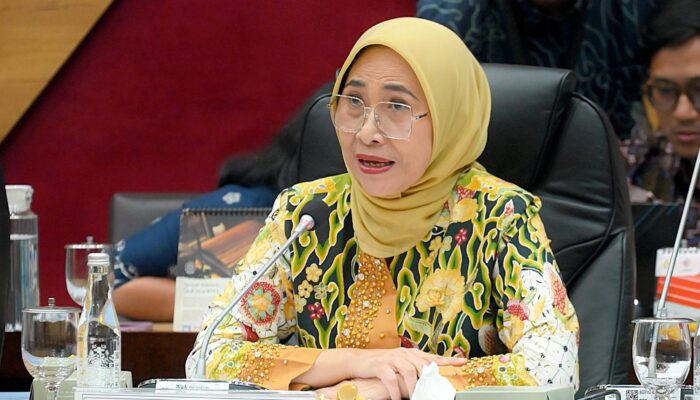 DPR Apresiasi SKB 7 Menteri soal AI di Pendidikan, Hetifah: Teknologi Harus Memberdayakan Anak, Bukan Merusak Daya Analitis