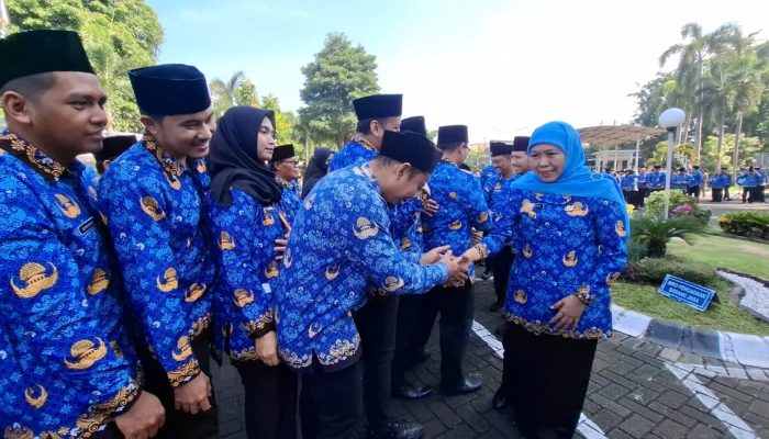 Khofifah Siapkan Strategi Mudik Lebaran 2026 di Jatim: 24,9 Juta Pemudik Diprediksi Masuk, OMC Diterapkan