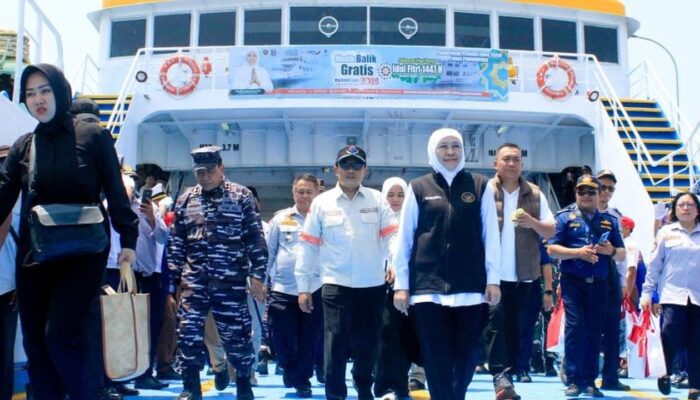 Khofifah Lepas Kapal Mudik Gratis Jangkar–Raas dan Sapudi, Pemprov Jatim Siapkan 12 Trip Lebaran 2026