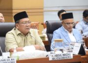 Komisi VIII DPR Imbau Tunda Umrah Ramadan 2026, Rute Timur Tengah dari Bandara Soetta Terdampak Pembatalan