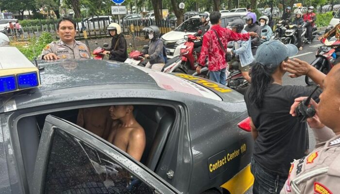 Aksi Curanmor Siang Bolong di Surabaya Digagalkan Warga, 2 Pelaku Babak Belur Dimassa, 1 Kabur