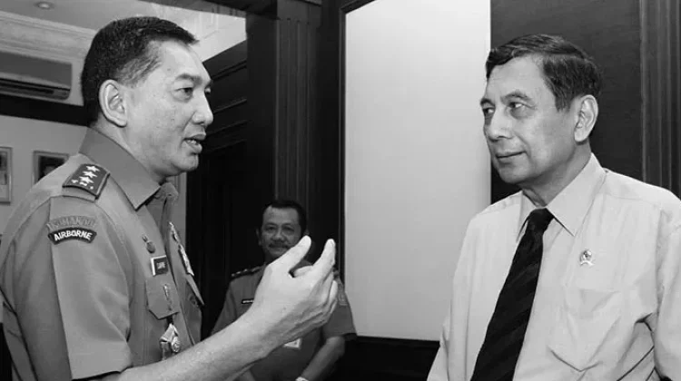 Menteri Pertahanan, Sjafrie Sjamsoeddin (kiri) bersama Mantan Menteri Pertahanan Juwono Sudarsono (kanan) (Foto: akun Instagram @sjafrie.sjamsoeddin)