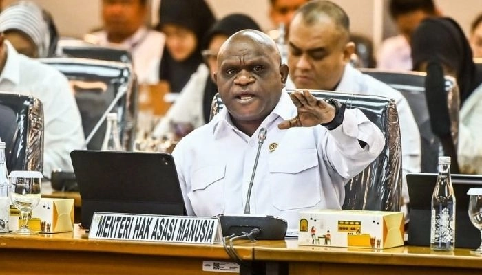 Menteri HAM Natalius Pigai Kecam Penyiraman Air Keras Aktivis KontraS Andrie Yunus, Polisi Diminta Usut Tuntas