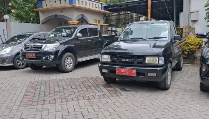 Pemprov Jatim Larang ASN Gunakan Mobil Dinas untuk Mudik Lebaran 2026, Pelat Merah Wajib Parkir di Kantor
