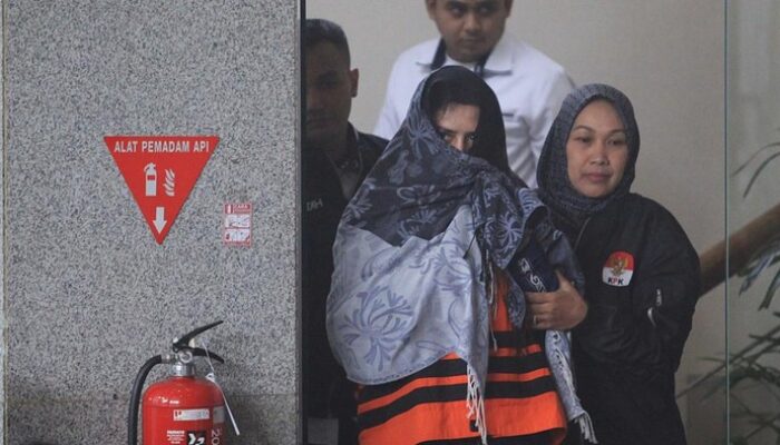 OTT KPK di Pekalongan: Bupati Fadia Arafiq Jadi Tersangka, Diduga Monopoli Proyek Outsourcing Rp46 Miliar