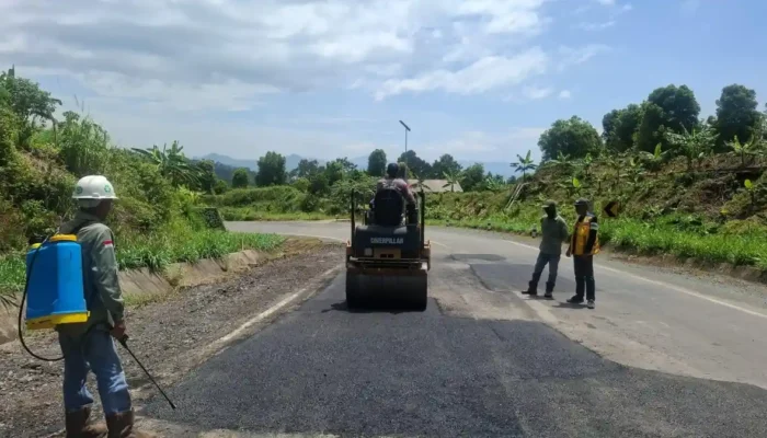 Jelang Lebaran 2026, Perbaikan Jalur Lintas Selatan Trenggalek–Tulungagung Dikebut, BBPJN Targetkan Rampung Sebelum Libur