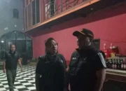 Satpol PP Probolinggo Gerebek Karaoke Saat Ramadhan, 7 Pemandu Lagu dan Puluhan Botol Miras Diamankan