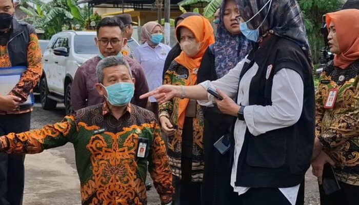 SPPG di Lumajang Ditutup Bupati Indah Amperawati, Limbah Bau dan Diduga Cemari Sumur Warga