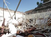 Atap 3 Kelas SMKN 1 Ampelgading Malang Ambruk Diterjang Cuaca Ekstrem, KBM Tetap Jalan