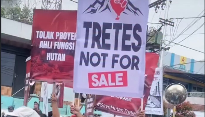 Ribuan Warga Pasuruan Demo Tolak Alih Fungsi Hutan Tretes, Khawatir Banjir dan Krisis Air