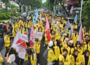 Viral Aksi di Mabes Polri, UI Tegaskan Pelaku Bukan Mahasiswa Resmi dan Tolak Tindakan Provokatif