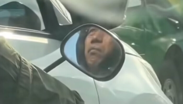 Viral Driver Ojol Mirip Joko Widodo di Yogyakarta Saat Mudik Lebaran, Netizen Heboh: “Kembarannya Jokowi?”