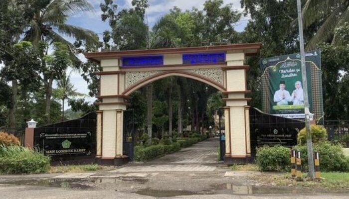 Viral Siswa MAN Lombok Barat Disebut Tak Boleh Ujian karena SPP, Sekolah Tegaskan Tak Ada Larangan